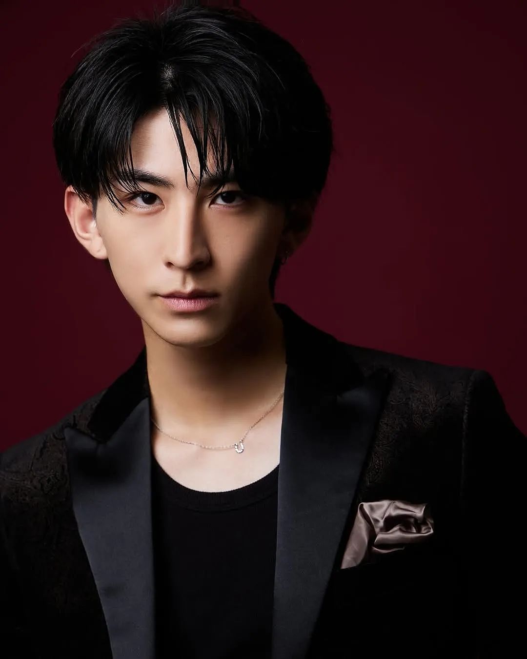 炸裂！日本俩高中生恋综后怀孕结婚！五年后，男方赌上一切，当牛郎了...（组图） - 12
