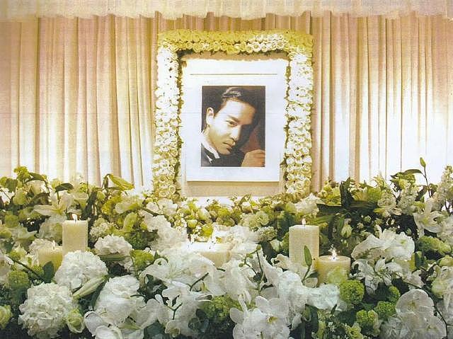 张国荣为什么坠楼自杀？时隔22年，王晶说出实情：和内地大佬有关（组图） - 19