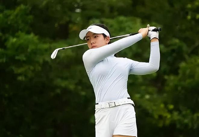 直到刘国梁女儿和李湘女儿站一起，才发现，气质不是用钱砸出来的（组图） - 9