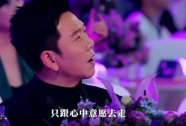 宣布终生单身！当面怼“赌王”、被刘德华下跪致敬，受情伤放弃婚姻？（组图） - 2