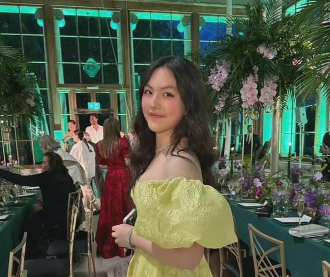 直到刘国梁女儿和李湘女儿站一起，才发现，气质不是用钱砸出来的（组图） - 10