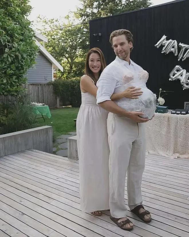 42岁谢婷婷携小7岁澳洲男友办二胎派对!9月孕肚戴钻石脐钉引争议(组图) - 7