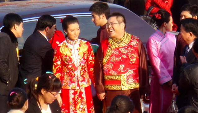 梦想当阔太，却嫁“伪豪门”，这5位豪门梦碎的女星像个“笑话”（组图） - 15