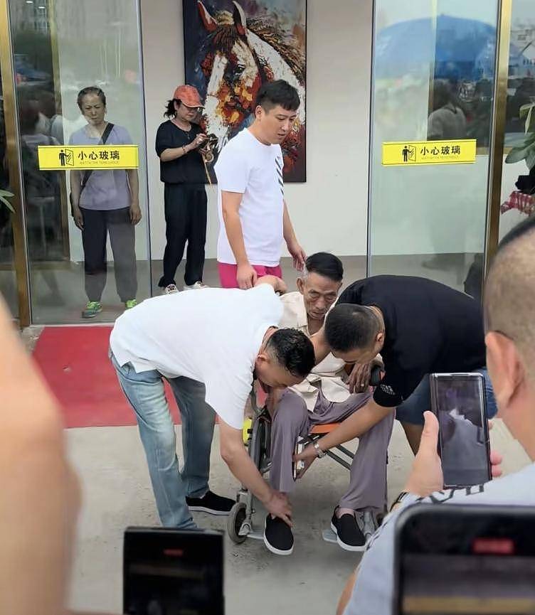 杨少华去世仅1天，恶心的一幕出现了！还不止一件（组图） - 11