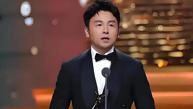 汤唯，早就戳穿了雷佳音被“排挤”的真相，也给所有男演员提了醒（组图） - 18