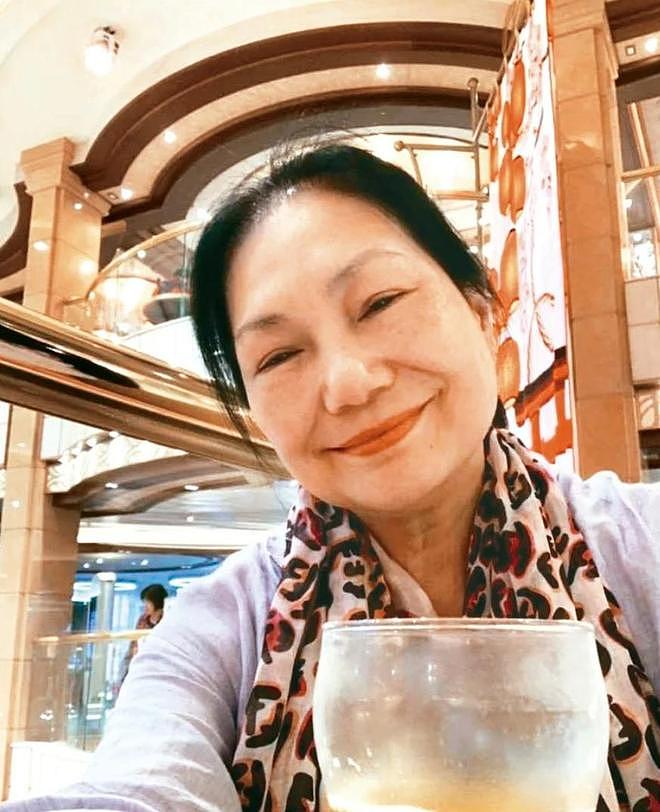 大S母亲丧女心痛，公开征人陪散步，无奈求助：有人可以救我吗？（组图） - 5