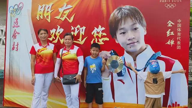 体坛造星：中国运动员如何顶着“饭圈”争议成为新一代顶流明星（组图） - 5