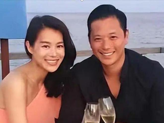 分手13年，自曝不婚不孕真相的黄宗泽，终究没给胡杏儿留一丝体面（组图） - 13