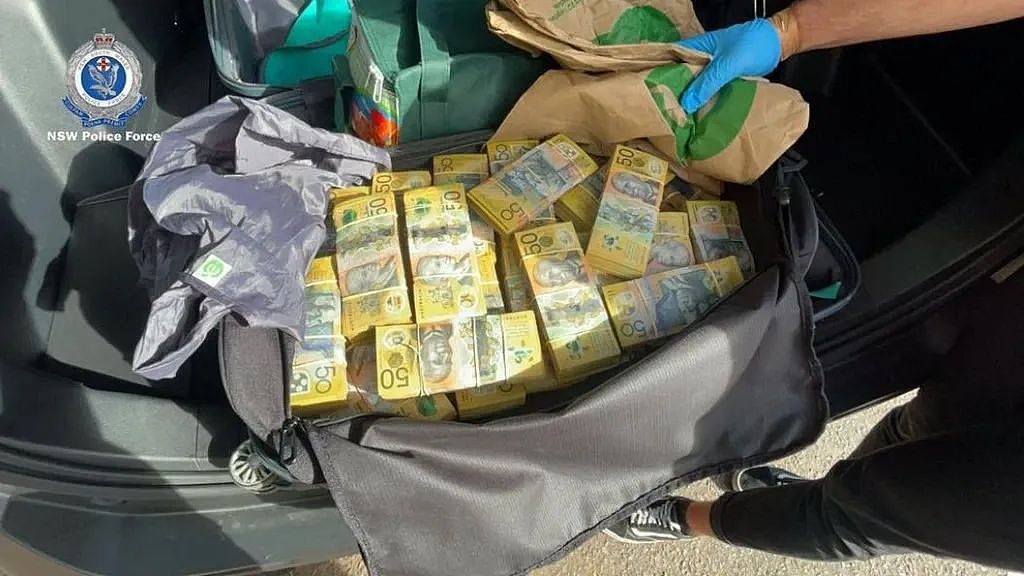 华人男子遭澳警拦车逮捕，车内搜出120万现金！（组图） - 3