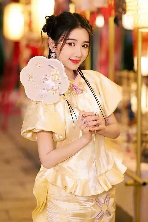 三次入狱，五次流产，老公多次出轨！她是台湾第一美女，却一把好牌打得稀烂！网友：“活该”（组图） - 18
