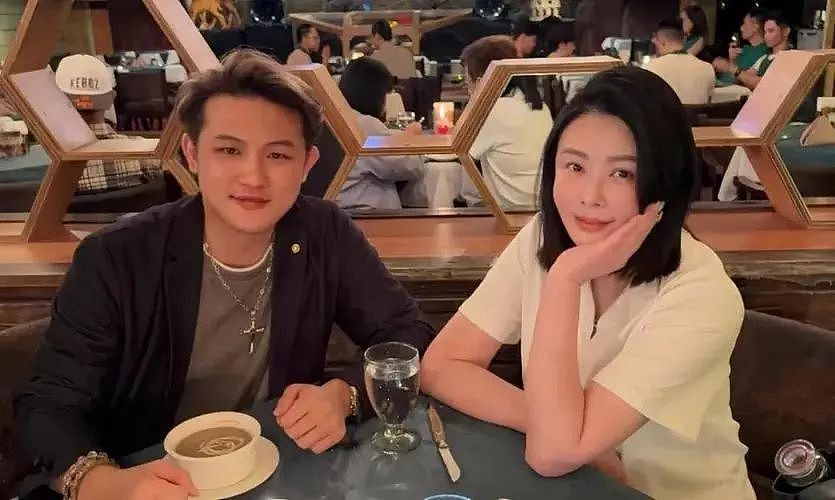 三次入狱，五次流产，老公多次出轨！她是台湾第一美女，却一把好牌打得稀烂！网友：“活该”（组图） - 1