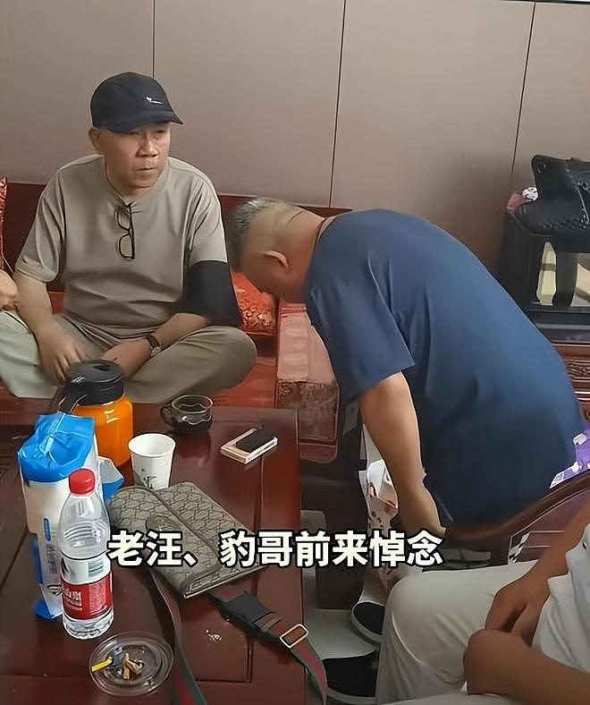 杨少华丧事第一天，因为2件事情，杨议又被骂了！冤吗？（组图） - 11