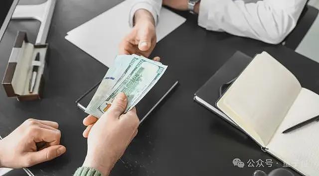小扎14亿让他换个地方打工，库克连挽留尝试都没有（组图） - 3
