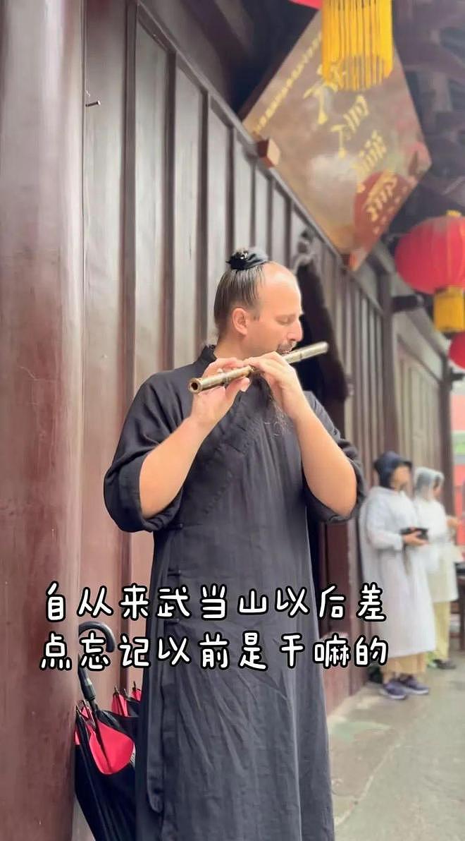 90后美国男子在中国当15年道士：已拿到中国“五星卡”（组图） - 2