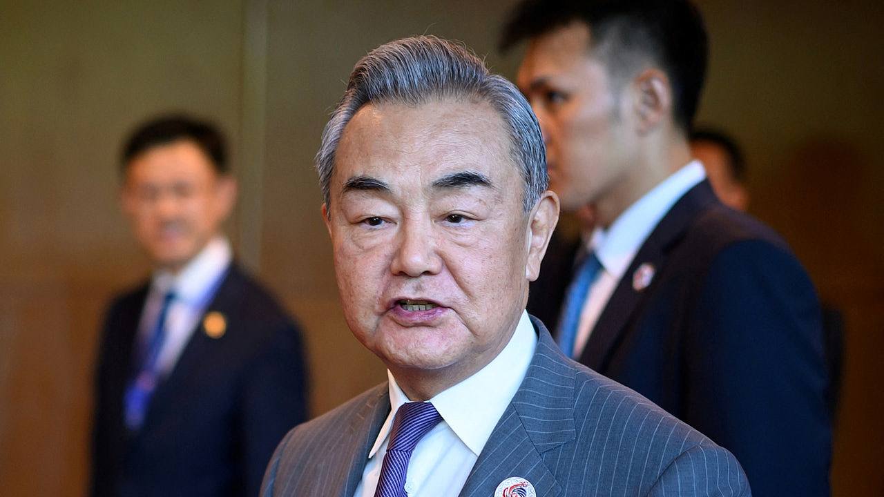王毅谈赴东盟会议成果:确认完成自贸区3.0版磋商,10月核可签署(组图) - 1