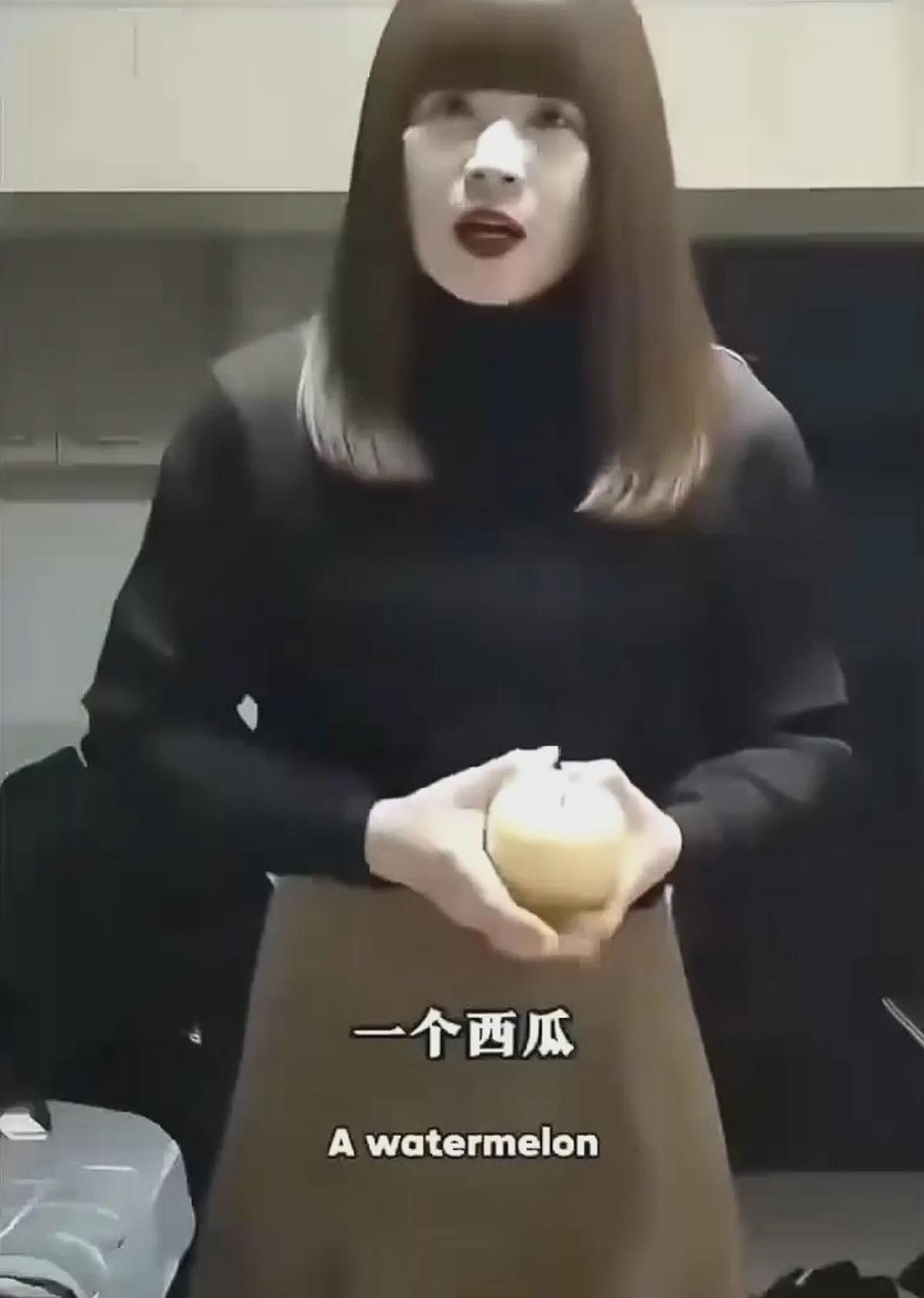 南京“红姐”教战成功秘诀？一开口网友傻了，减龄穿搭指南疯传（组图） - 3