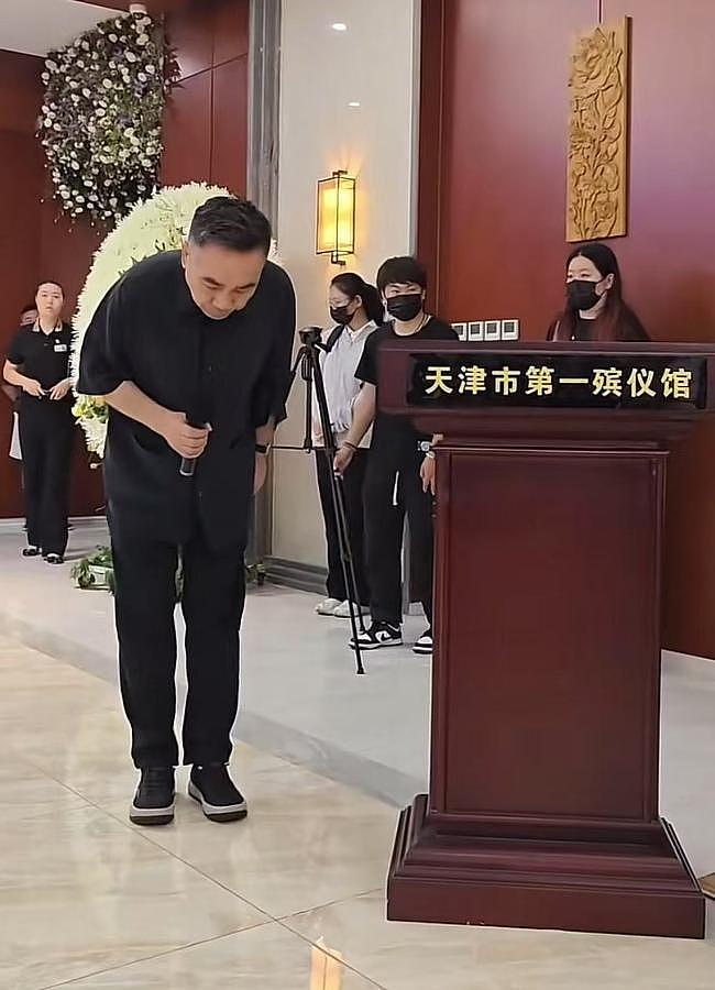 杨少华去世原因系肺衰竭，助理辟谣因高温剪彩猝逝：室外仅待1分钟（组图） - 5