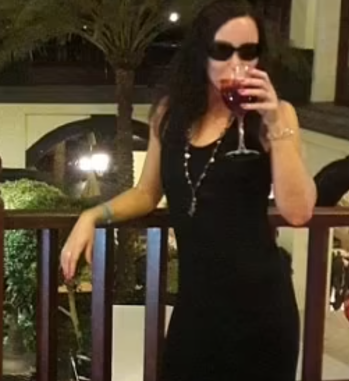 英国开始流行裸体保洁?上门服务,不能拍不能碰!究竟是怎么回事...(组图) - 7