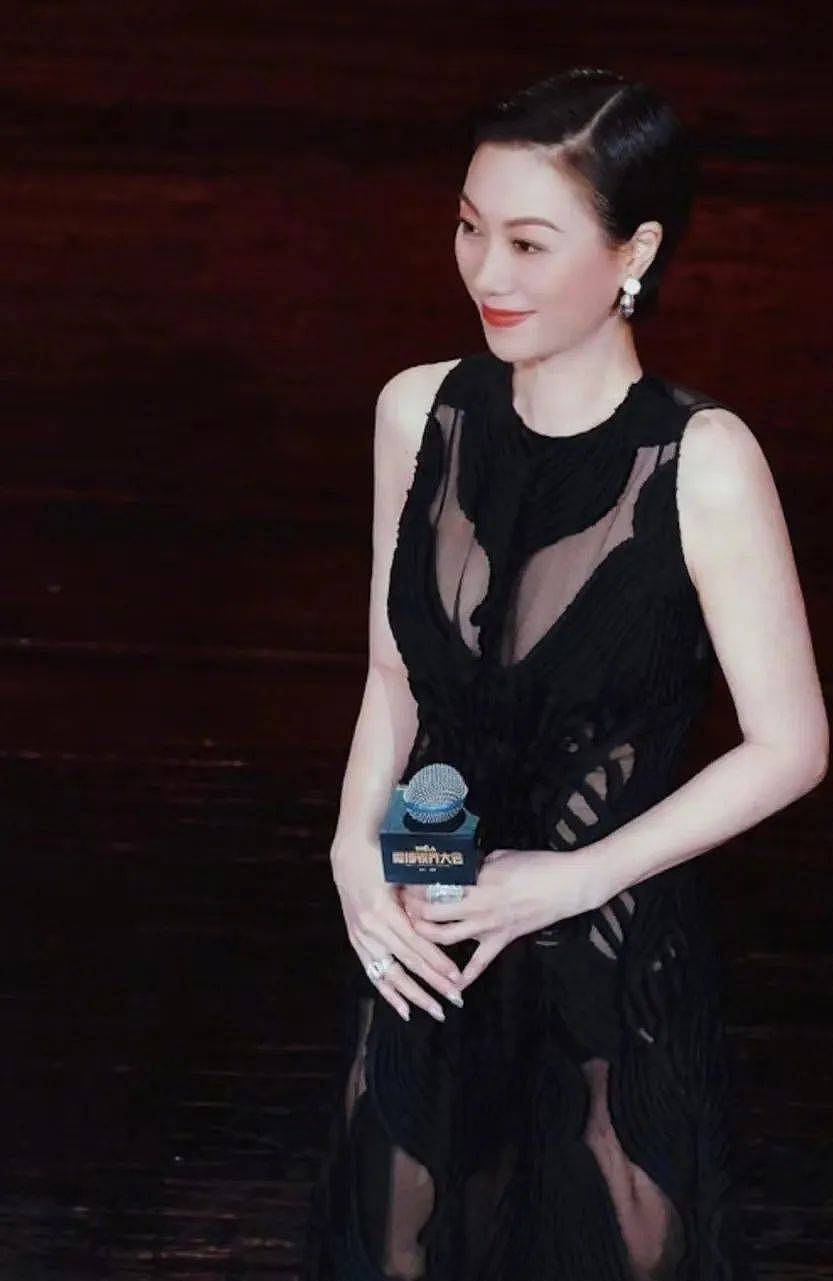 年轻！56岁前TVB视后晒照秀身材，多年生活富态曾传拒嫁亿万富商（组图） - 2