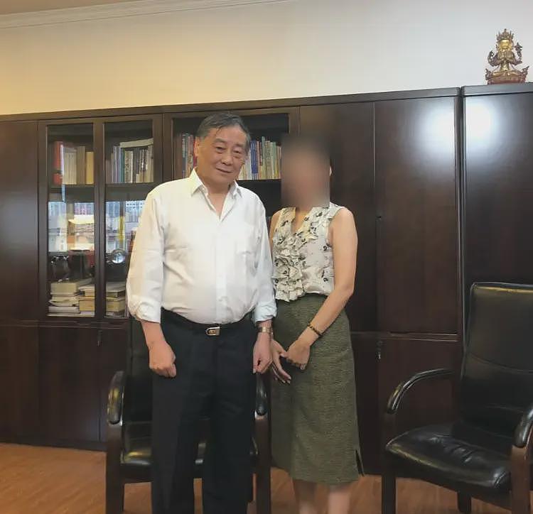 曝宗庆后3个私生子近况:女儿读娃哈哈大学,儿子康奈尔大学毕业(组图) - 8