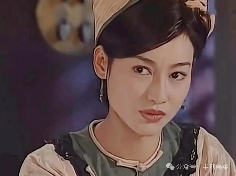 从富家千金到街头乞丐，从贫民窟舞女到“第一”影后！惠英红：30岁自杀未遂、65岁重回巅峰，仍然活成传奇（组图） - 4