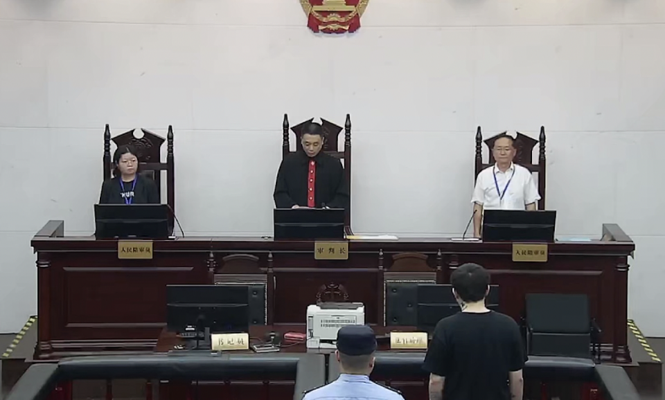20岁男生去泰国留学,陆续染上5种毒瘾!30余名涉案人员,近一半有留学背景(组图) - 3