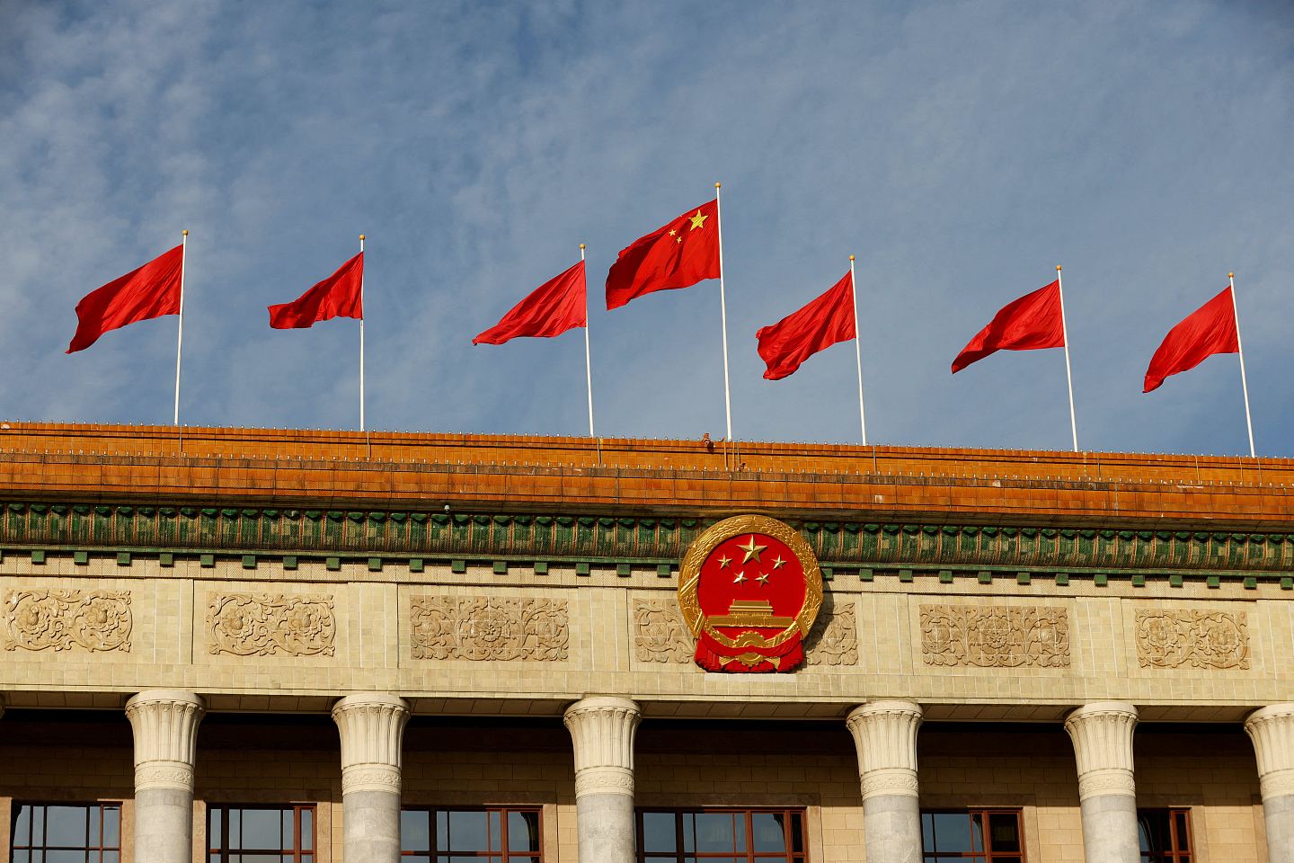 菲律宾就南海仲裁案9周年发声明,中国:裁决是一张废纸(组图) - 2