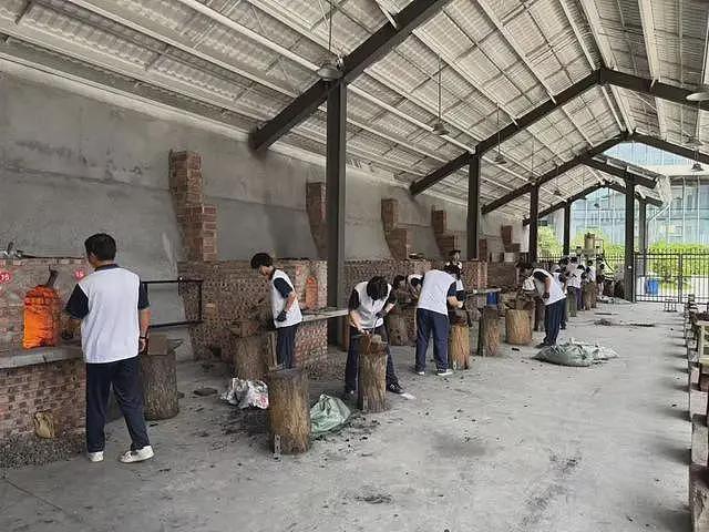 全国唯一做宝剑的专业：学费全免，每年约招30人，就业率近100%，有人月入近两万元（组图） - 3