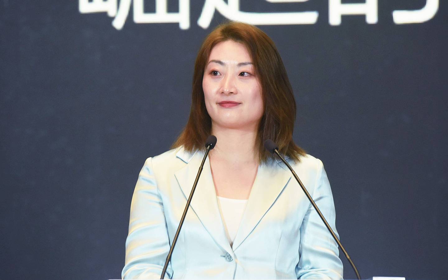 宗馥莉被起诉，原告自称宗庆后非婚生子女！娃哈哈回应（组图） - 1