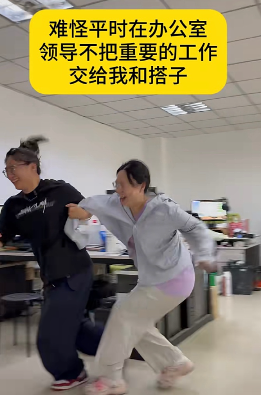 【爆笑】巴黎世家售价2.38w的3D打印上衣？网友迷惑：这谁能驾驭啊？ ​​​（组图） - 29
