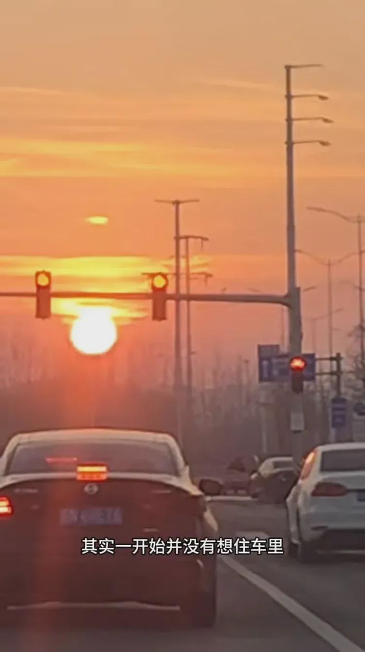 不再租房，中年北漂们，纷纷住进车里（组图） - 5