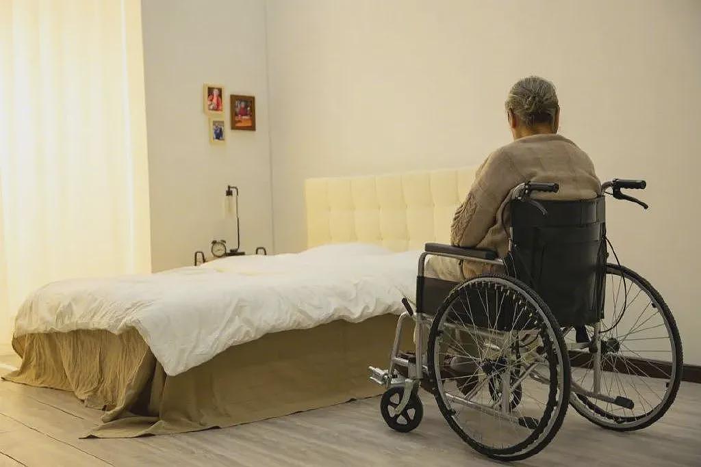手术被叫停背后，近1700万阿尔茨海默病患者的困境（组图） - 4