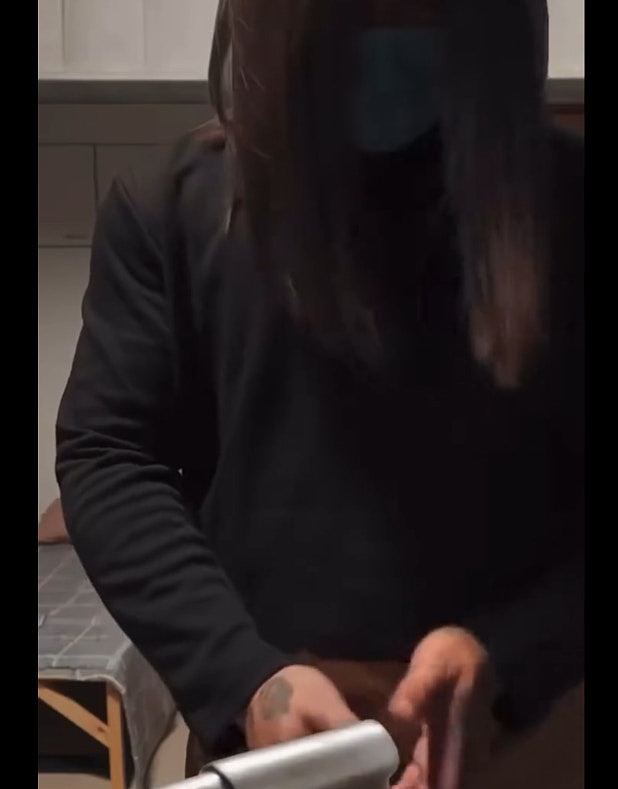红姐事情形同照妖镜划出文明最底线，温柔陷阱让上千淫男付出代价（组图） - 5