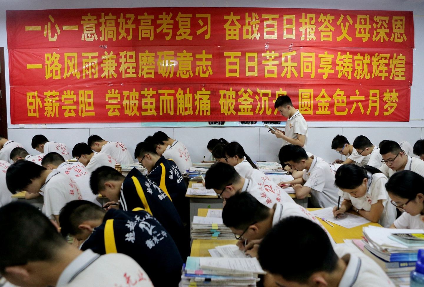 中国学生升学就业至上，浙江女生高考弃本科选职校圆从军梦（组图） - 3