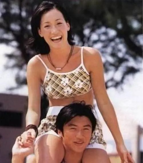 吴彦祖为她哭到睡着,前男友个个是颜霸,然而亚裔女神46岁嫁给丑大叔?(组图) - 15