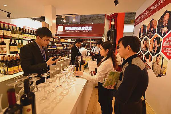 茅台的“难兄难弟”，被逼到悬崖边（组图） - 24