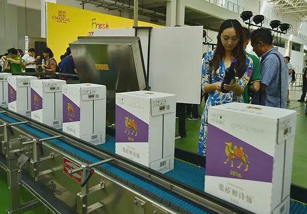 茅台的“难兄难弟”，被逼到悬崖边（组图） - 14