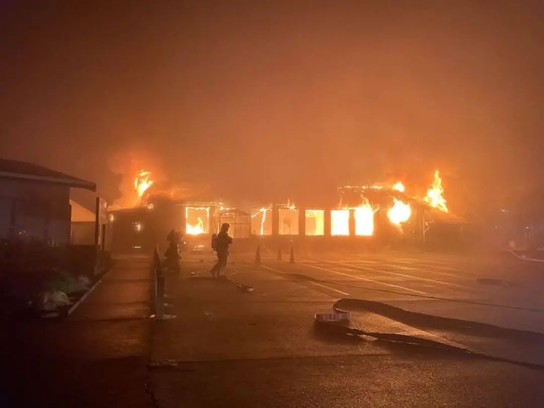 突宣破产！知名新西兰店铺欠上百万；建筑起火！教堂烧毁！奥克兰两地封路，最隐蔽致命威胁，或横扫城区（组图） - 2