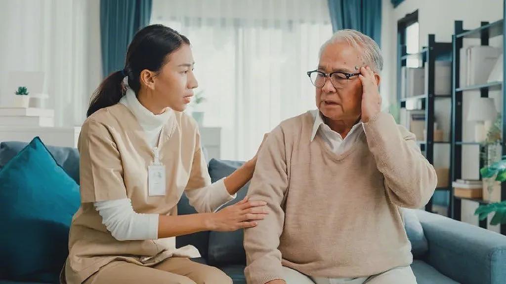 手术被叫停背后，近1700万阿尔茨海默病患者的困境（组图） - 2