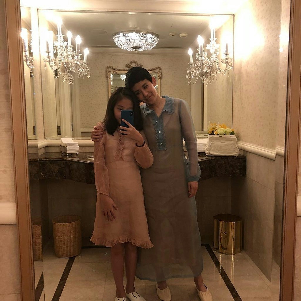 吴君如“嫁女”冬婶与吴君祥齐到贺，新娘子满身金器获Edan送情歌（组图） - 19
