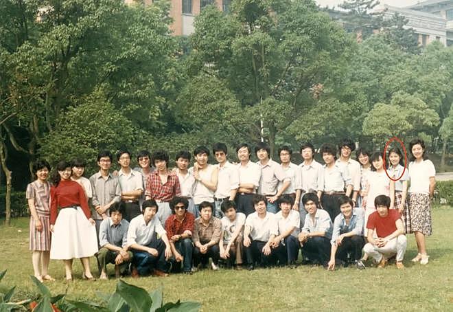 宗婕莉庆生照曝光，打扮漂亮很像妈妈，多位学生家长联合发声力挺（组图） - 11