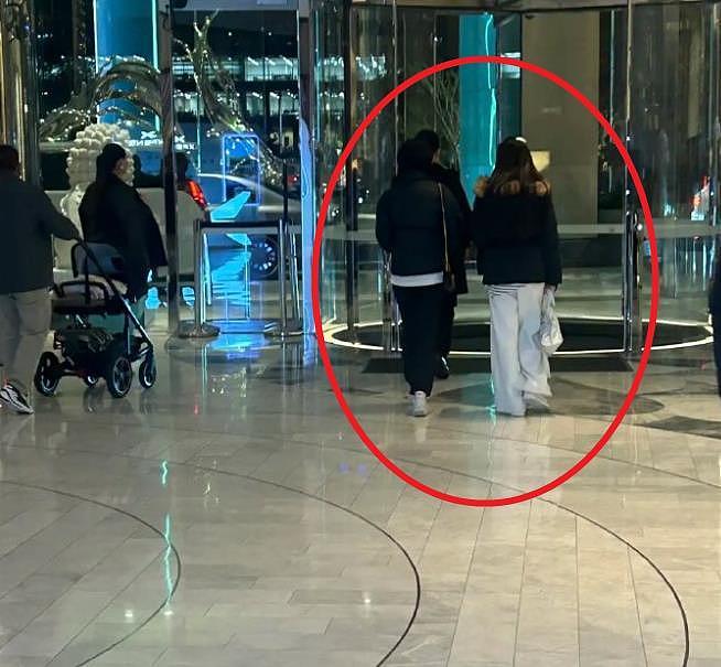 小S一家到悉尼度假被偶遇！S妈心灵受重创，不敢再跟家人海外旅行（组图） - 1