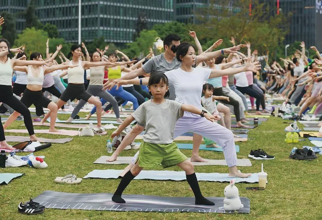 好不容易955的新中产,在健身房卷起来了(组图) - 8