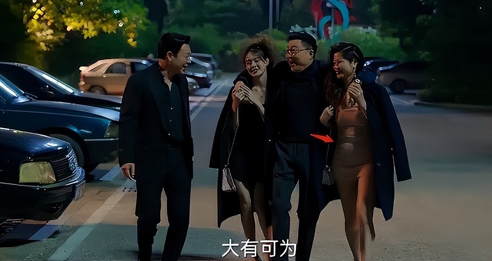 《扫毒风暴》满腹赘肉的“按摩女”被吐槽，殊不知这是导演的高明（组图） - 11