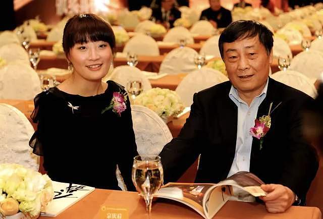 14岁独自留学，毕业3年就独掌一个集团，宗馥莉可不是“娇娇女”（组图） - 3