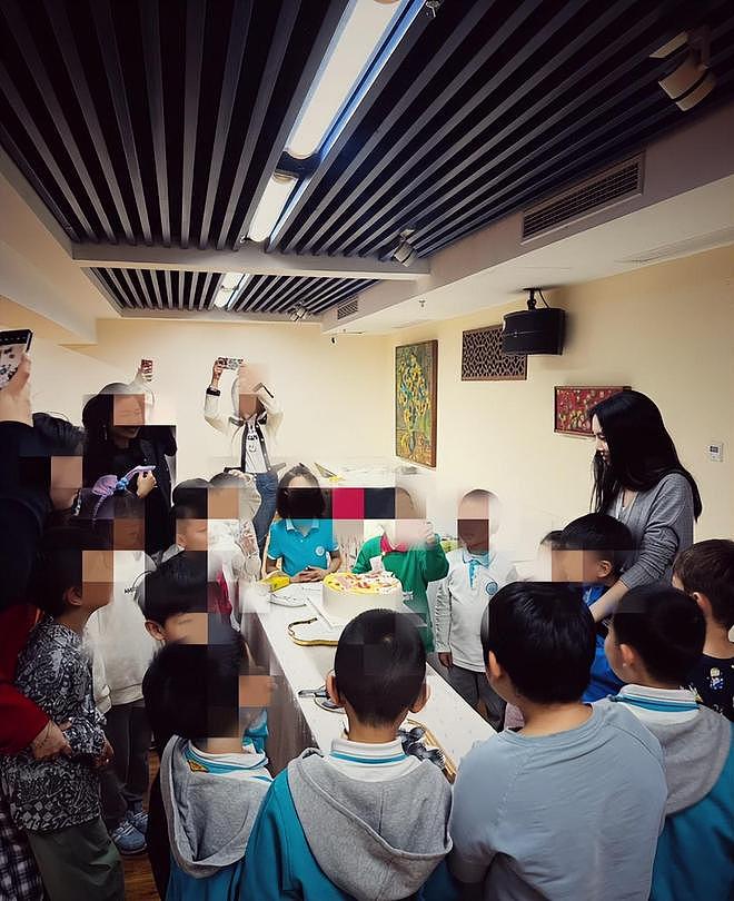 宗婕莉庆生照曝光，打扮漂亮很像妈妈，多位学生家长联合发声力挺（组图） - 7