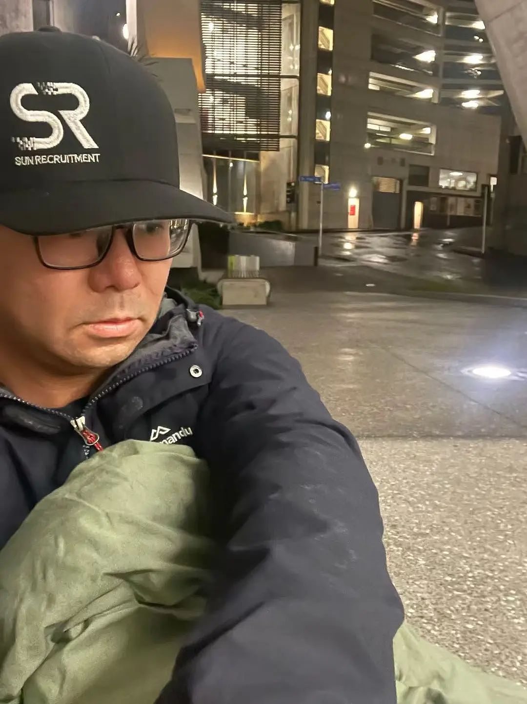 新西兰华人小哥在CBD睡大街，一晚收到$490！“奥克兰这个问题变严重了”（组图） - 10