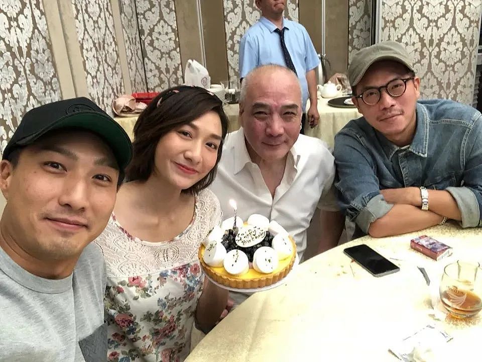 跨越半世纪的TVB真人版“生死恋”撼动百万网友：世上竟有这样的爱情…（组图） - 14