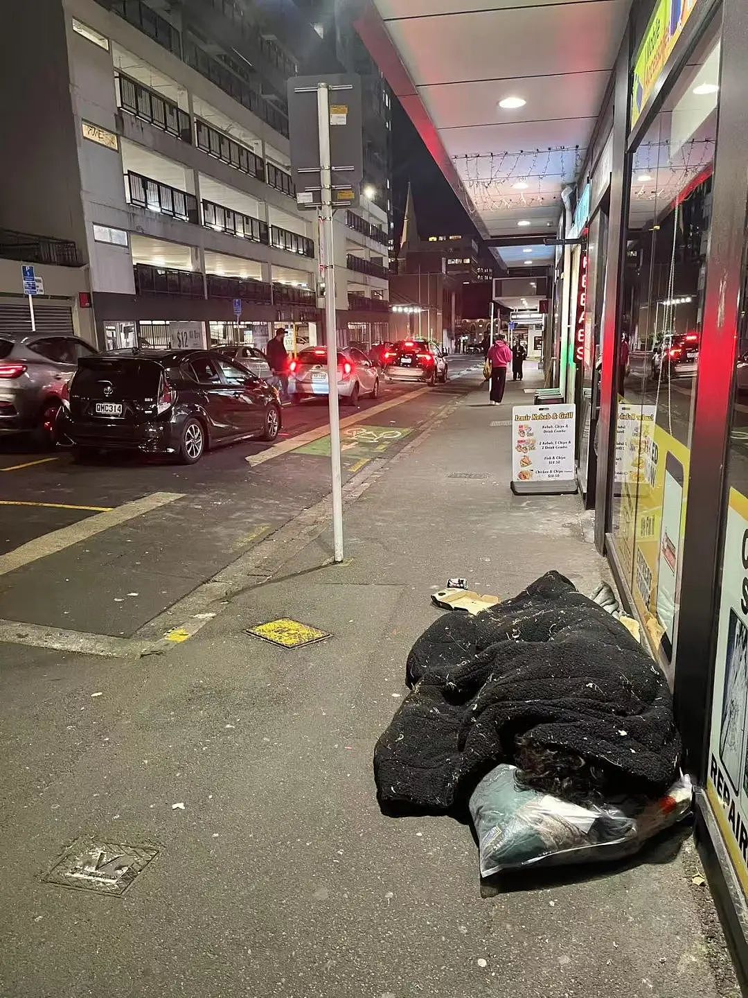 新西兰华人小哥在CBD睡大街，一晚收到$490！“奥克兰这个问题变严重了”（组图） - 12