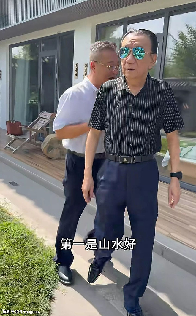 没参加杨少华葬礼！侯耀华开直播：不愿意看到某人（组图） - 15